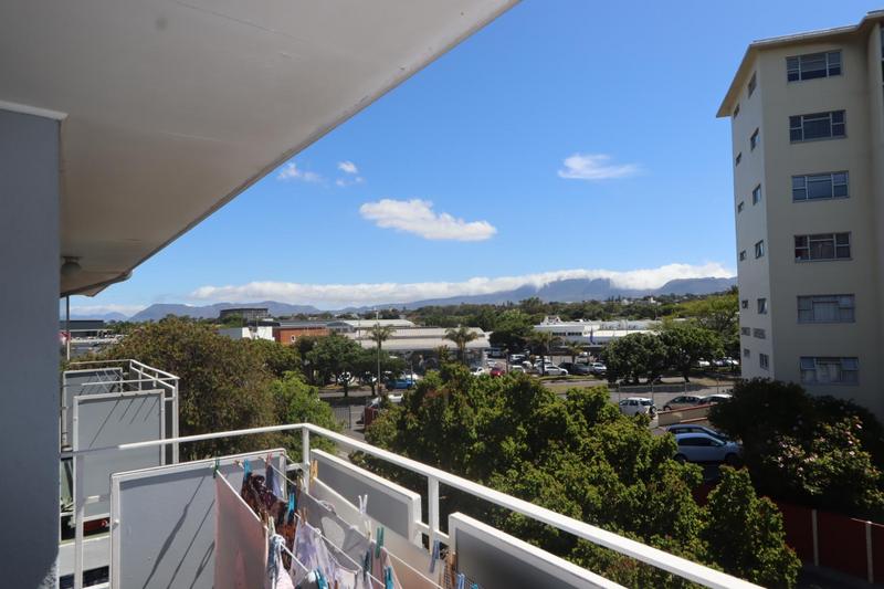 2 Bedroom Property for Sale in Claremont Western Cape